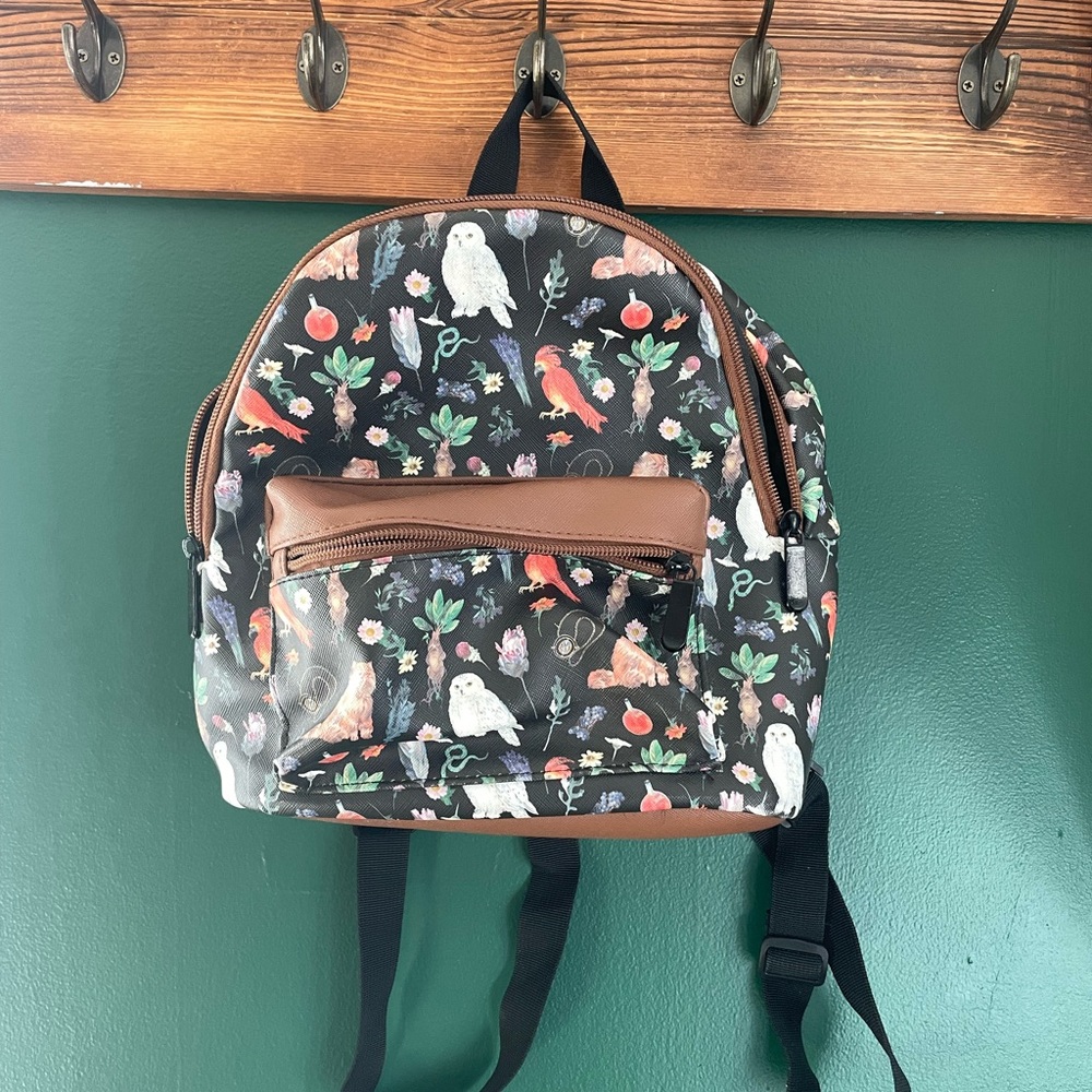 Boiworld Harry Potter all over print backpack.